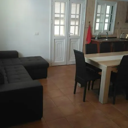 Lux Abades (Tenerife)